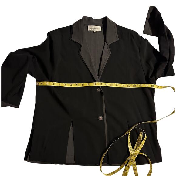 Susans Black Women’s Size Small black w/ gray collar & Sleeves Blazer Jacket - Picture 10 of 10
